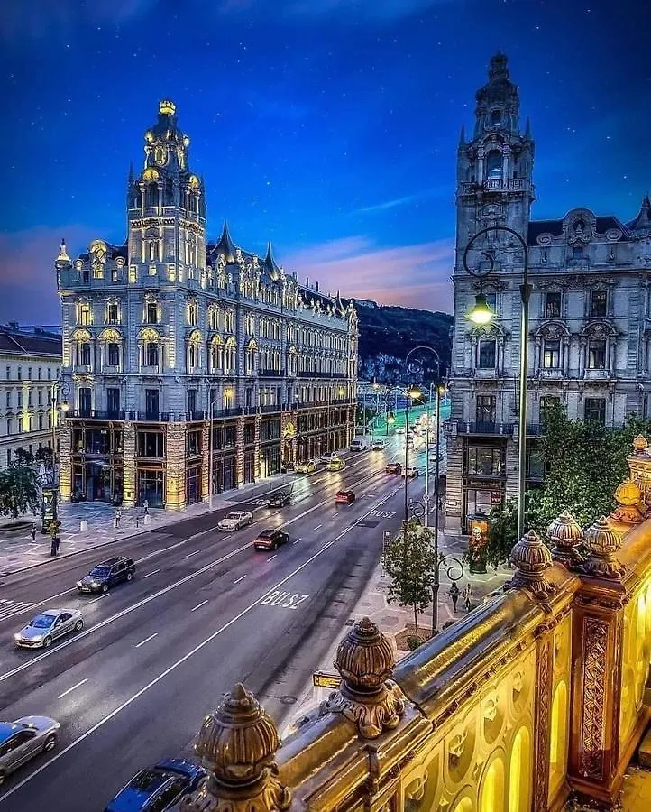Romantic Two Bedroom Apartments Close To Normafa With Private Parking Budapest