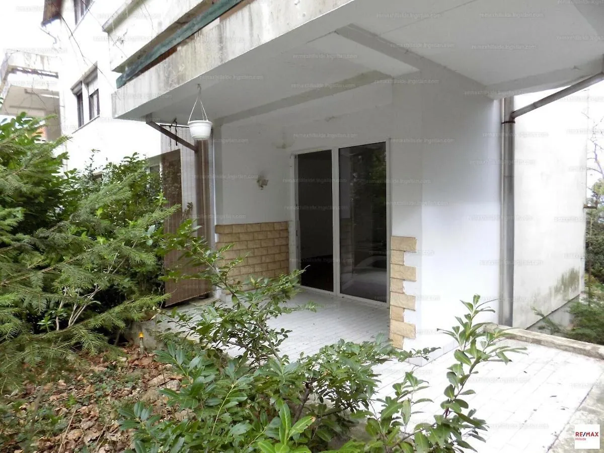 Romantic Two Bedroom Apartments Close To Normafa With Private Parking Будапешт