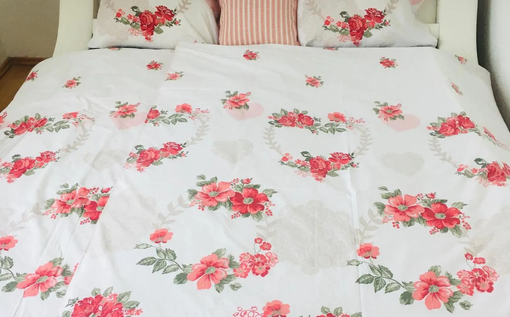 Romantic Two Bedroom Apartments Close To Normafa With Private Parking Будапешт Венгрия