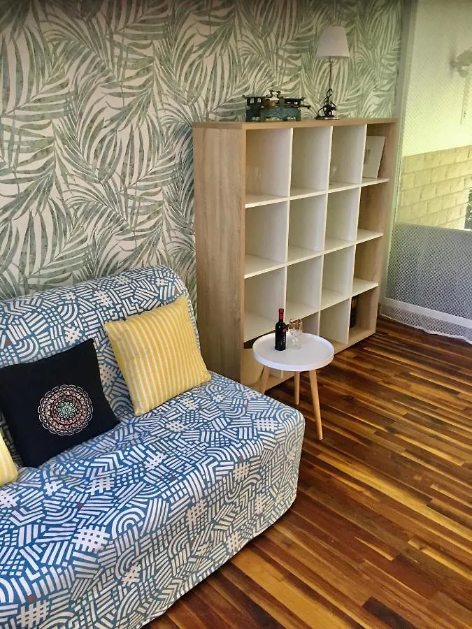 Romantic Two Bedroom Apartments Close To Normafa With Private Parking Будапешт Венгрия