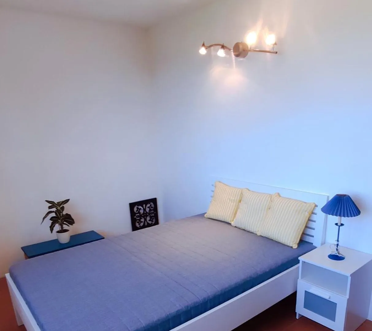 Romantic Two Bedroom Apartments Close To Normafa With Private Parking Будапешт